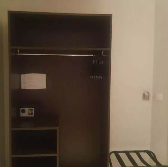 هتل Hôtel M Lys