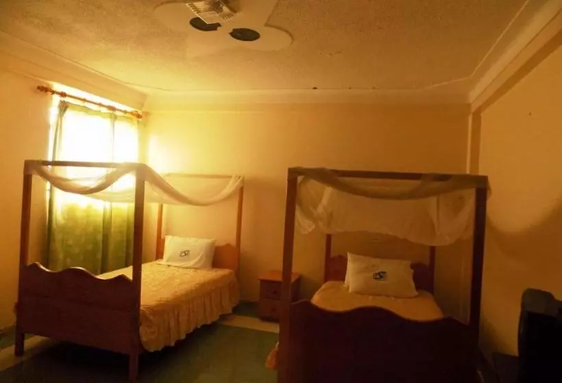 Palm Springs Hotel Masaka