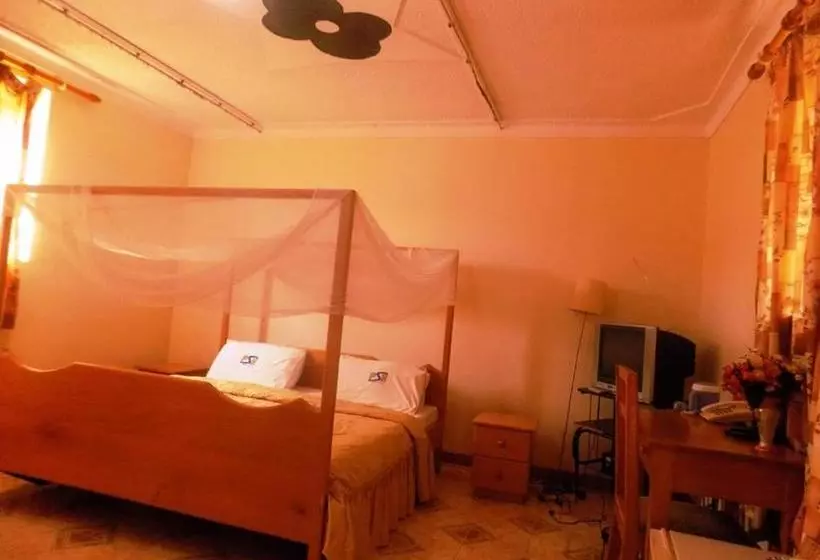 Palm Springs Hotel Masaka