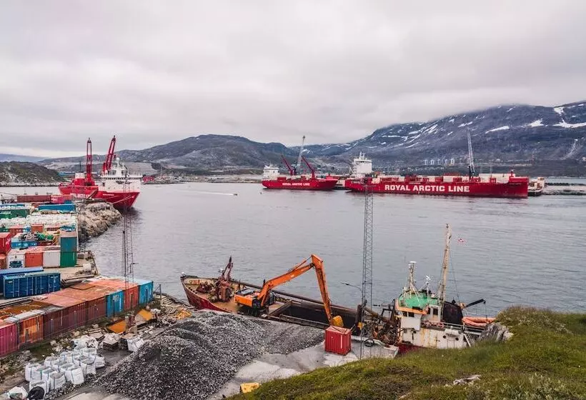 هتل Søma Nuuk