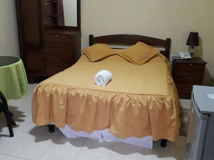 هتل Virgen Pastora