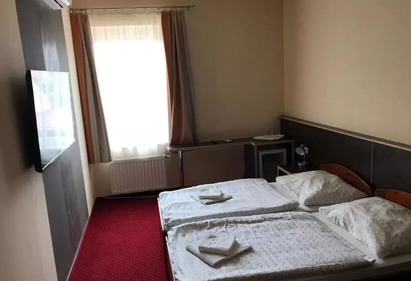تختخواب و صبحانه Aranytál Panzió