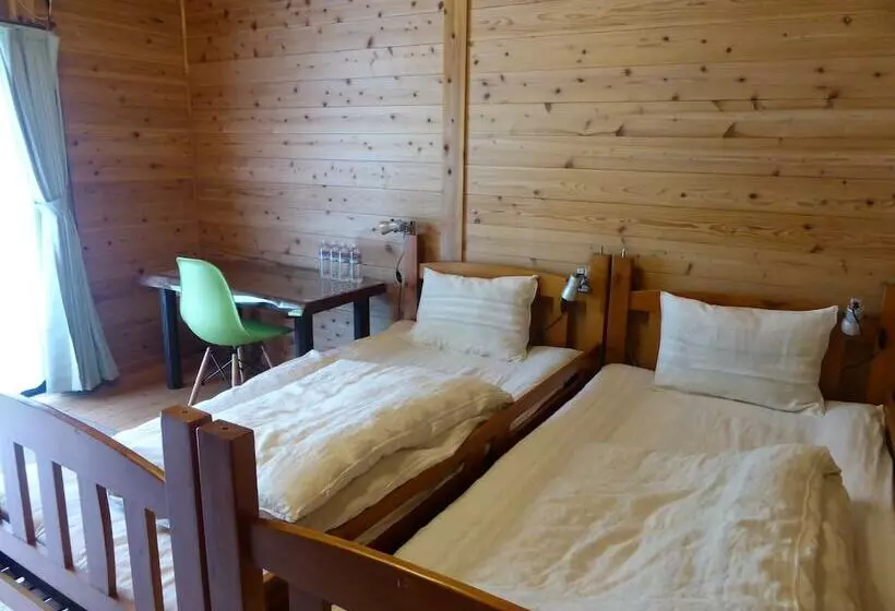 Aamiaismajoitus (B&B) Pension Blue Drop
