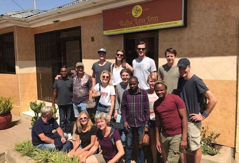 Bed and Breakfast Raha Leo Inn