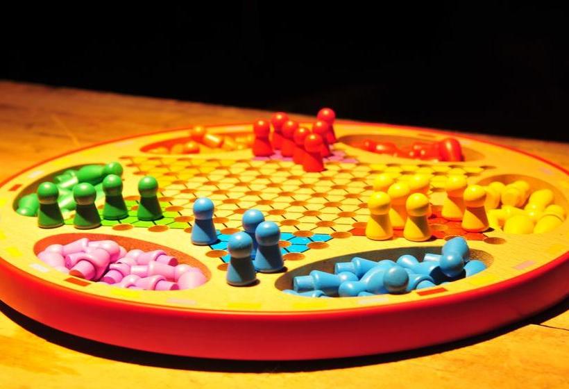 He Huang Memory Youth Hostel