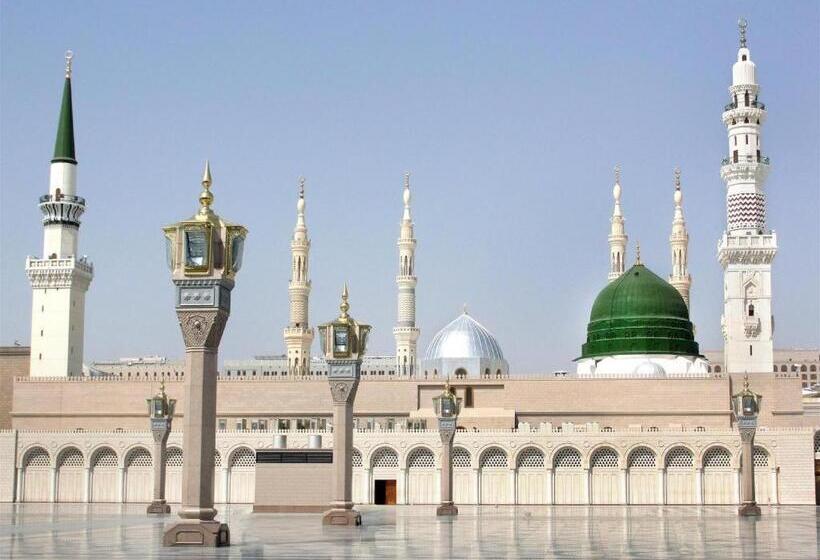 酒店 Platinum The First