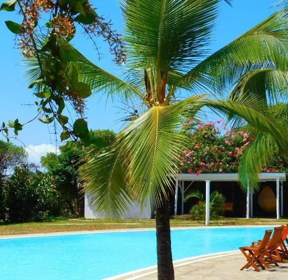 هتل Sonrisa Villas