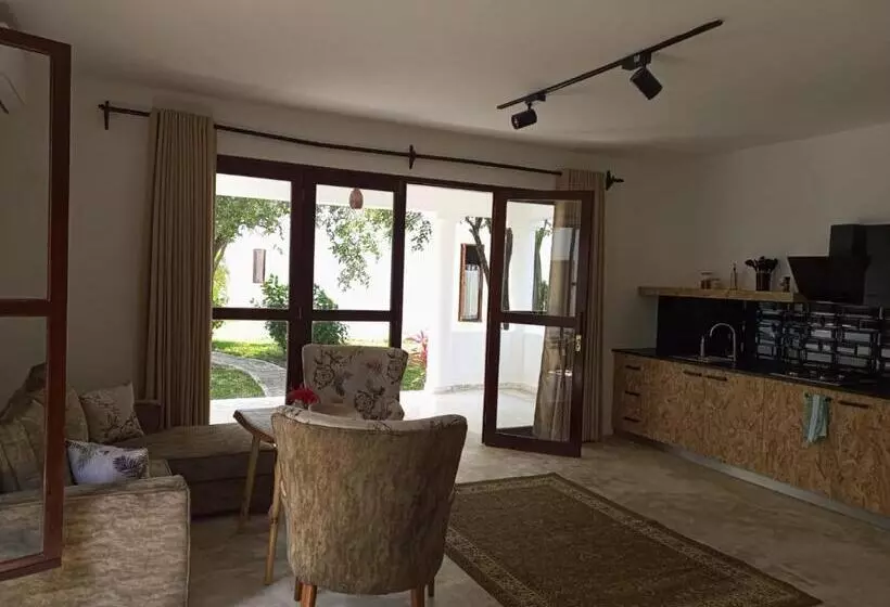 هتل Sonrisa Villas