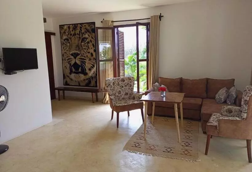 هتل Sonrisa Villas