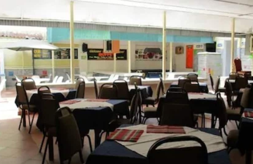 هتل Stadium Holiday Inn Mombasa