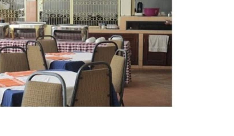 هتل Stadium Holiday Inn Mombasa