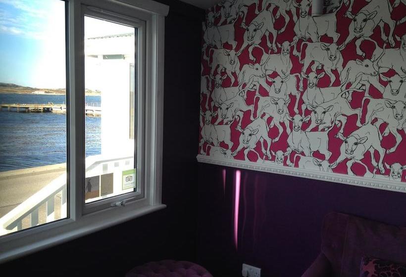 Szálloda The Waterfront Boutique