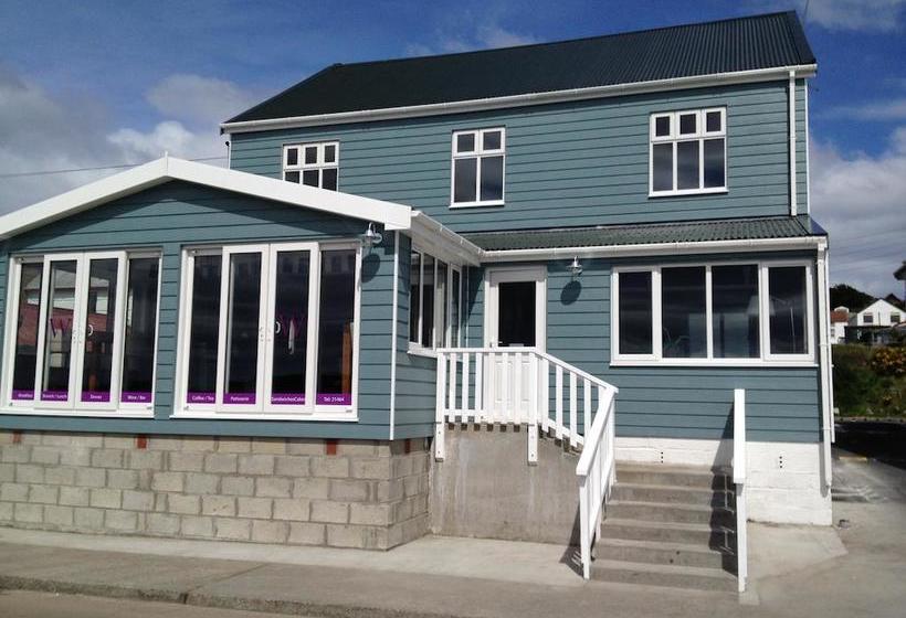 Szálloda The Waterfront Boutique