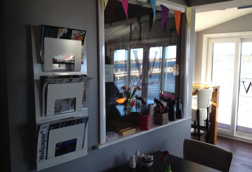 Szálloda The Waterfront Boutique