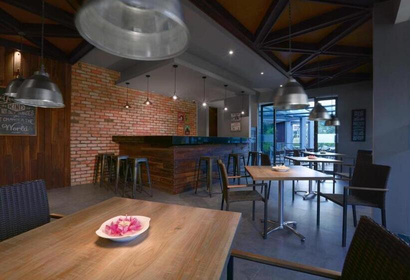 리조트 Kamuela Villa Lagoi Bay Bintan