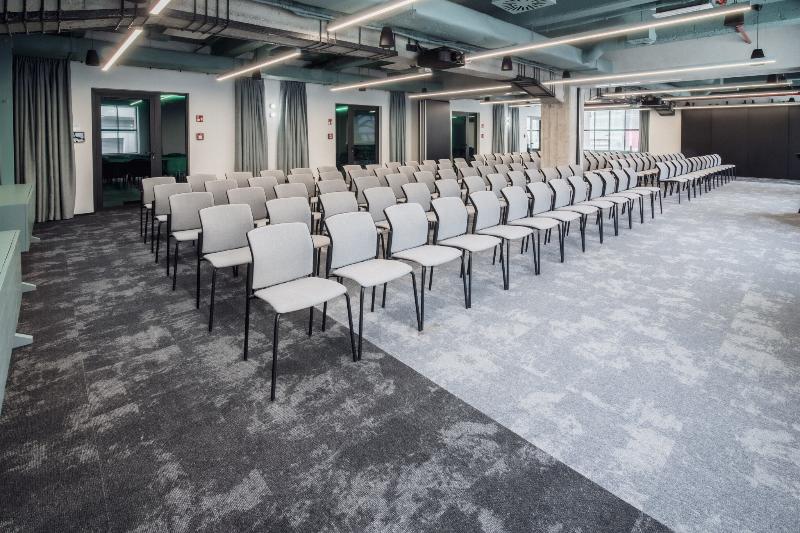 בית מלון כפרי Montownia Lofts & Experience