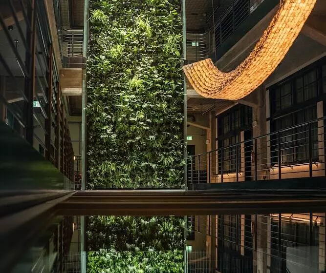 هتل Montownia Lofts & Experience