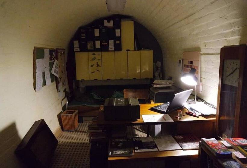 호스텔 10z Bunker