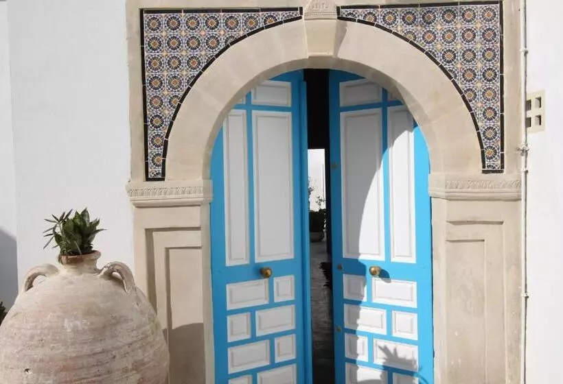 تختخواب و صبحانه Dar R'bat