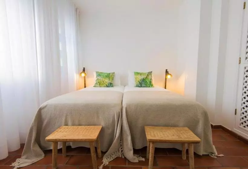 هتل Villa Eira
