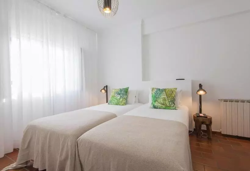 هتل Villa Eira