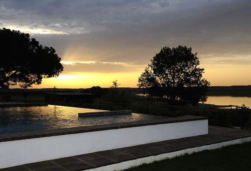 فندق Casas De Juromenha