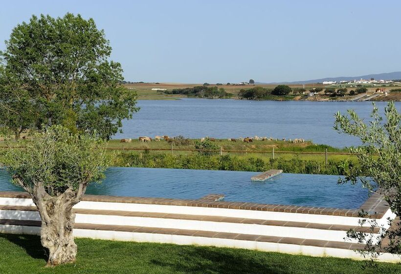 فندق Casas De Juromenha