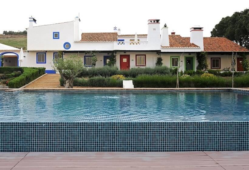 فندق Casas De Juromenha