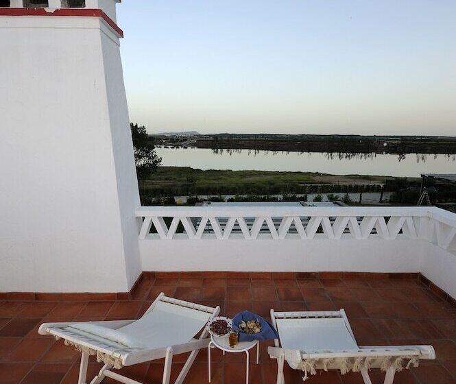 فندق Casas De Juromenha