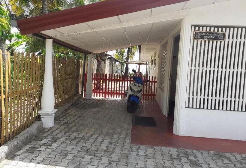 בית מלון כפרי Fort Sea View