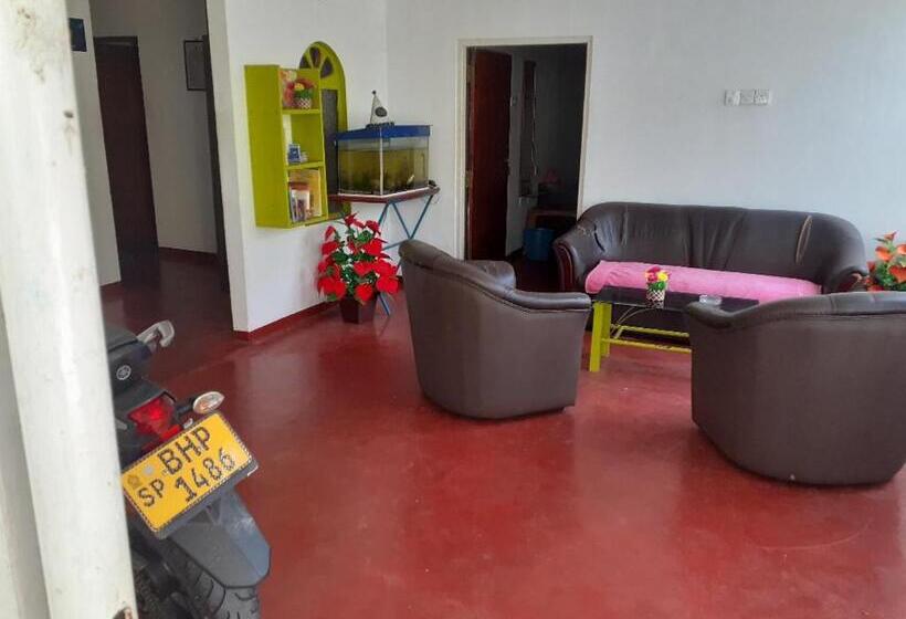 בית מלון כפרי Fort Sea View