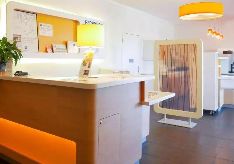 هتل Ibis Budget Narbonne Sud A9/a61