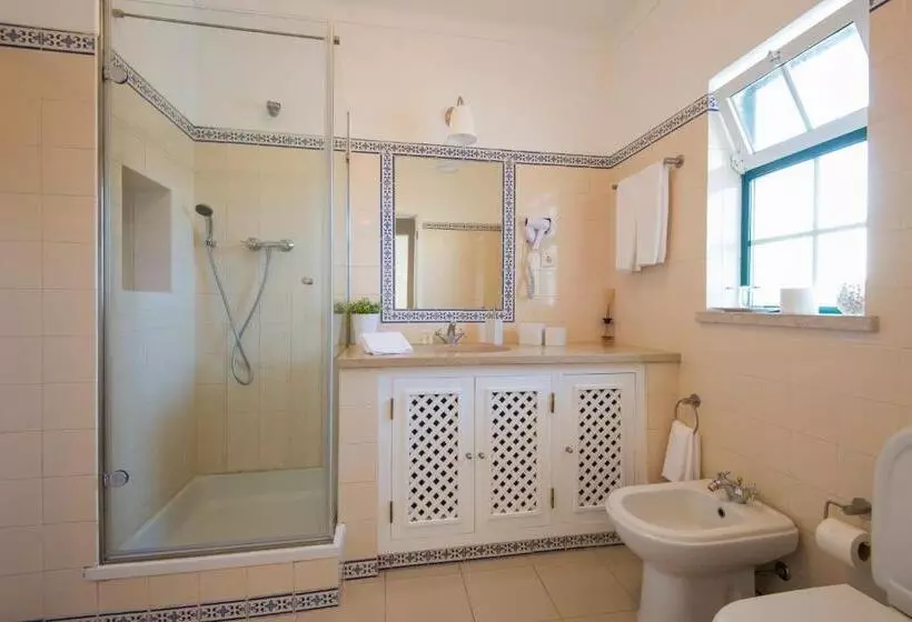 هتل Villa Eira