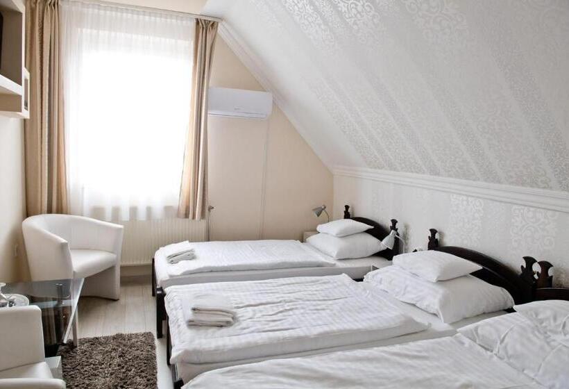 Kemence Csárda és Szálloda