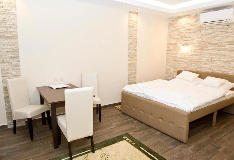 Kemence Csárda és Szálloda