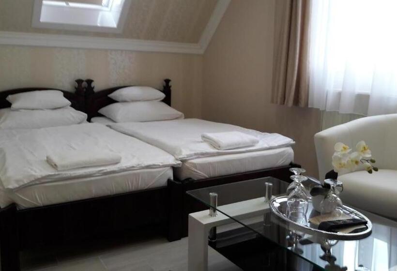 Kemence Csárda és Szálloda