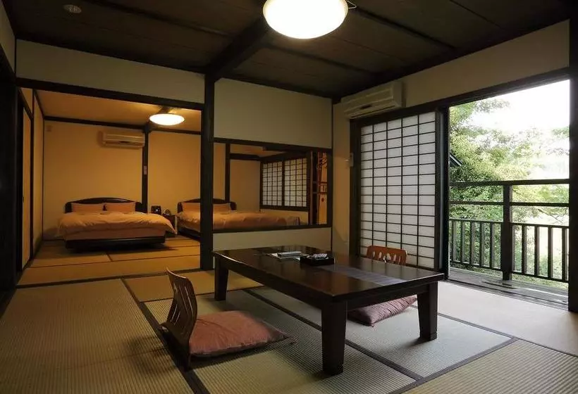 旅館 Tobise Onsen Tenga Sanso