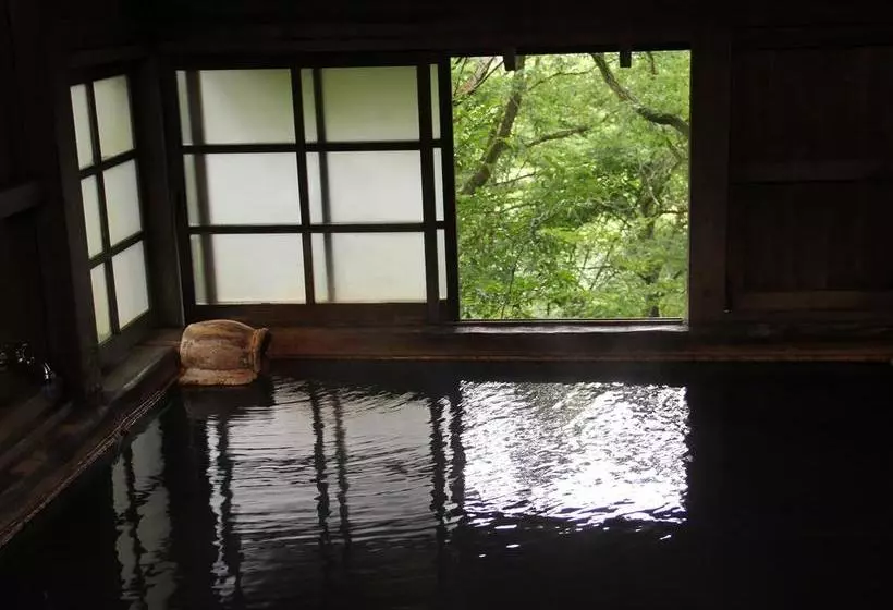 旅館 Tobise Onsen Tenga Sanso