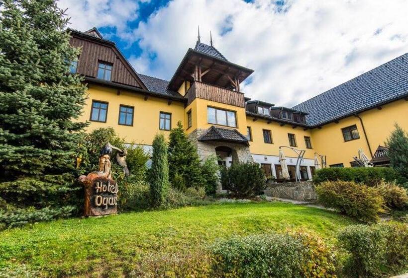 Valašský Hotel A Pivní Lázně Ogar