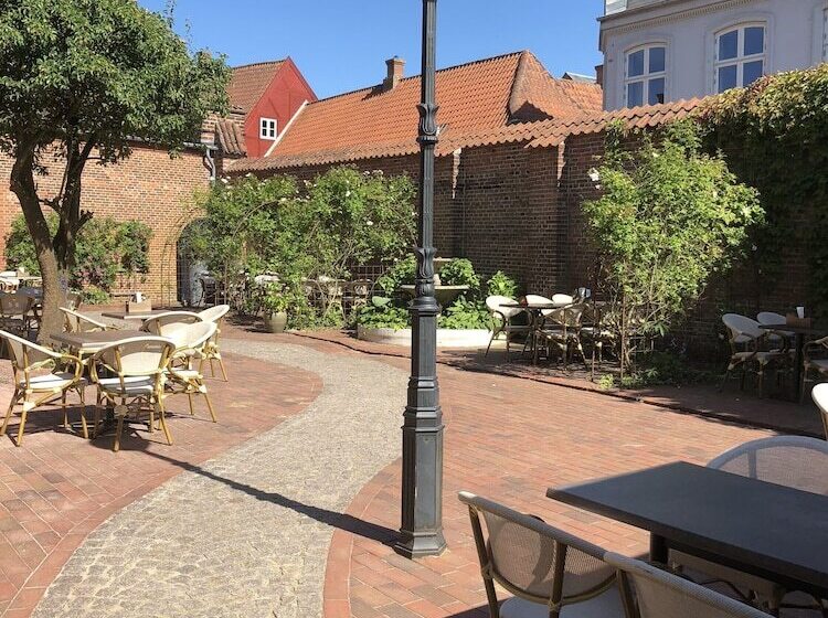 צימר Den Gamle Arrest