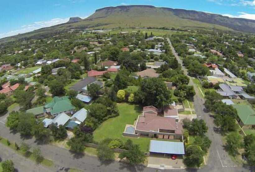 هتل Africlassic Guest House   Harrismith