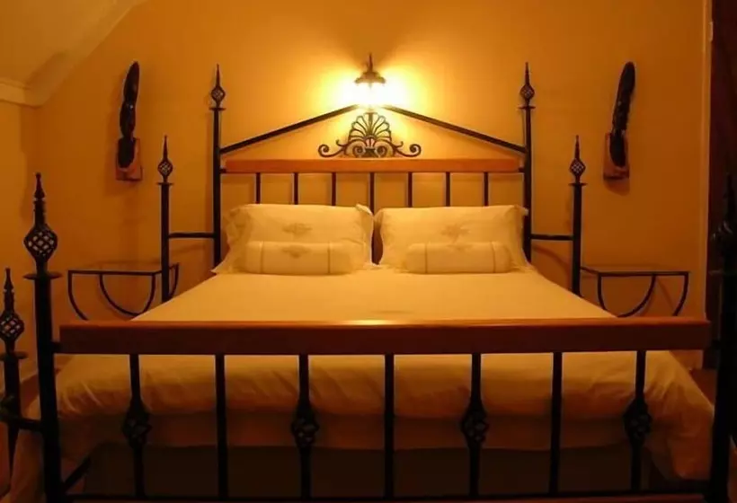 هتل Africlassic Guest House   Harrismith