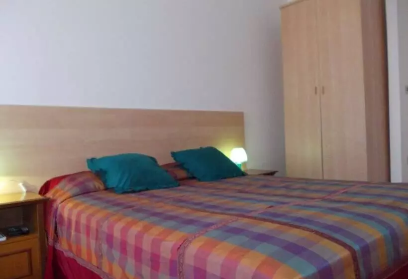 هتل Big Brother Bed & Rooms