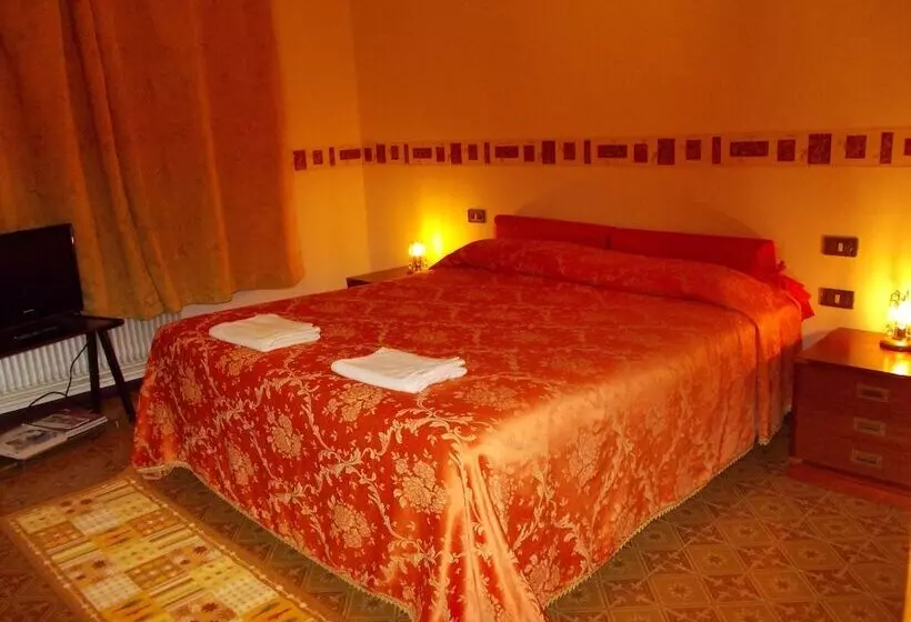 هتل Big Brother Bed & Rooms