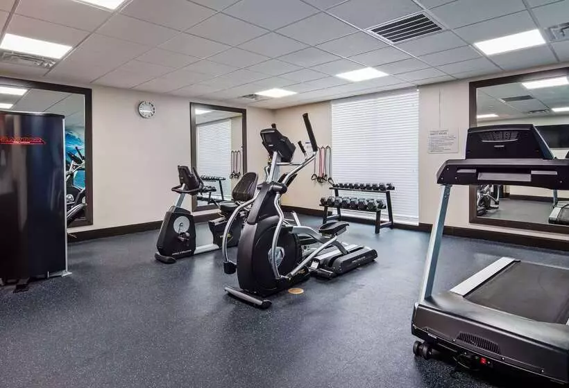 هتل Best Western Plus Pasadena Inn And Suites