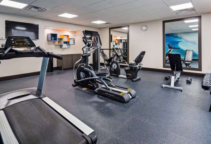 هتل Best Western Plus Pasadena Inn And Suites