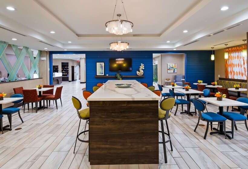 هتل Best Western Plus Pasadena Inn And Suites