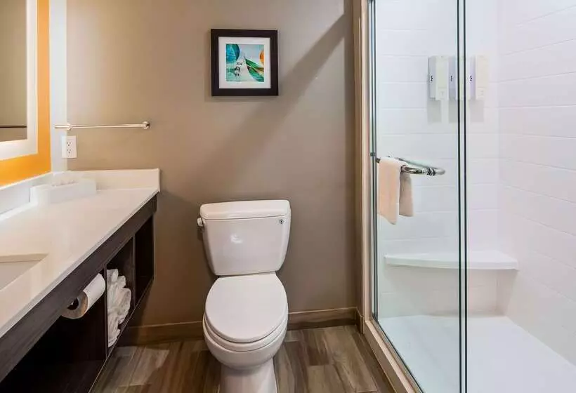 هتل Best Western Plus Pasadena Inn And Suites