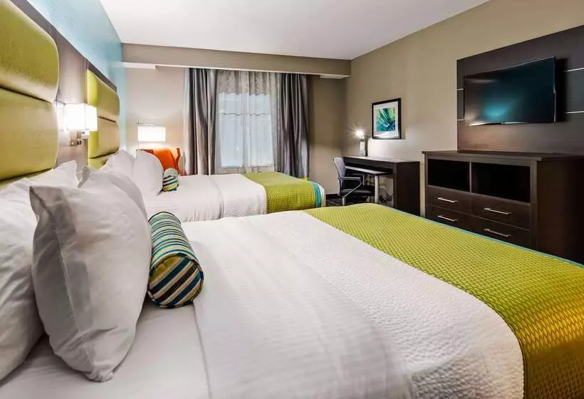 هتل Best Western Plus Pasadena Inn And Suites