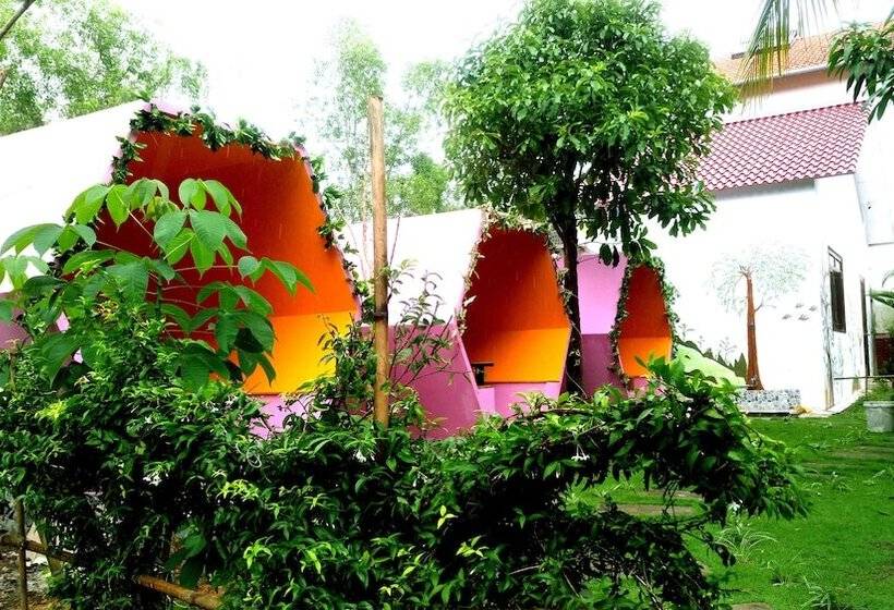 هتل Camellia Resort & Spa